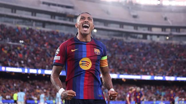 Raphinha nối dài khởi đầu lịch sử cùng Barcelona