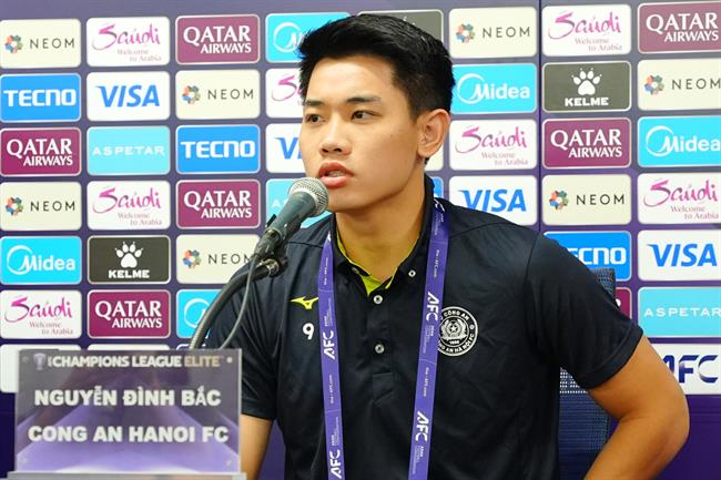 Đình Bắc quyết giành kết quả tốt trước Gamba Osaka
