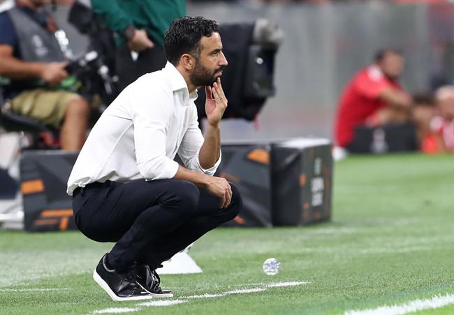 Amorim sẵn sàng thay đổi chiến thuật sau thất bại của AC Milan