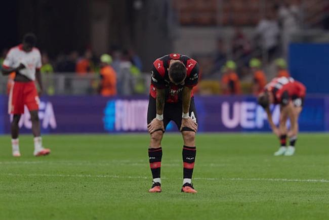 Nhận định AC Milan vs Lecce (01h45 ngày 219) Điểm tựa San Siro 1