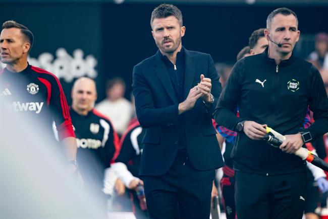 Carrick lạc quan sau trận hòa trước đội cuối bảng Fulham