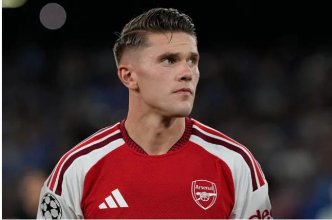 Arsenal bỏ lỡ hai tiền đạo hoàn hảo trước khi chiêu mộ Viktor Gyokeres
