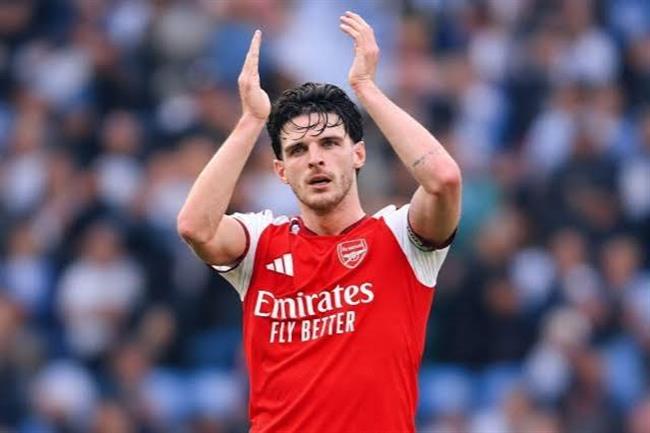Arsenal giữ chân Declan Rice bằng mức lương khủng