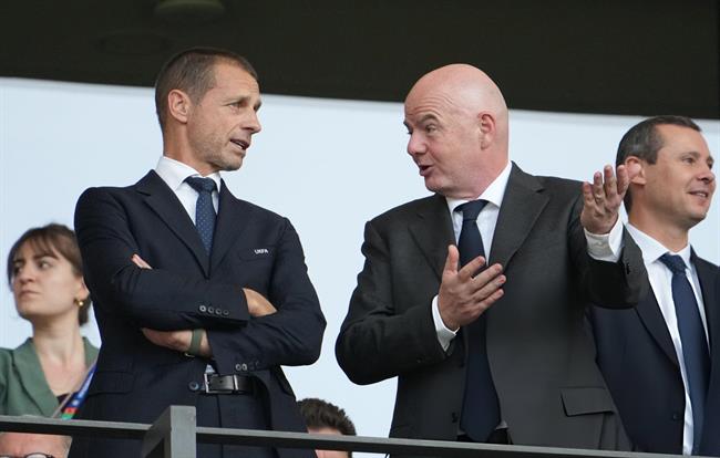 Chủ tịch UEFA chê FIFA làm mất lòng tin của thế giới bóng đá 1