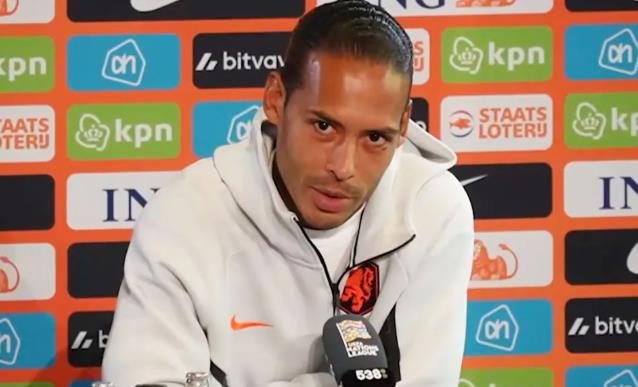Virgil van Dijk tranh cãi căng thẳng với phóng viên người Hà Lan