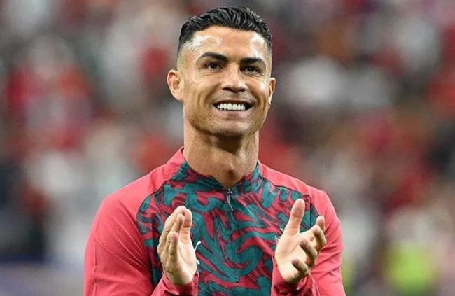 HLV xứ Wales hết lời khen ngợi Cristiano Ronaldo