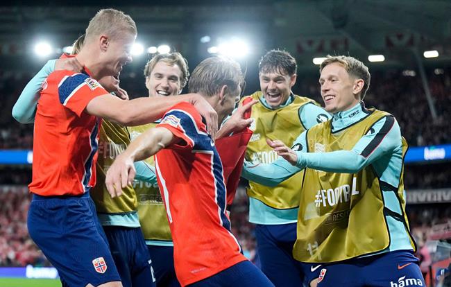 Na Uy 3-2 Đan Mạch: Trái tim Odegaard và họng súng Haaland