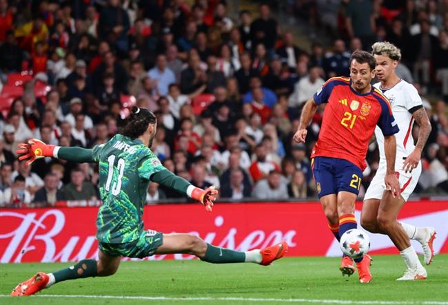 Jordan Pickford bat chinh truoc Tay Ban Nha.
