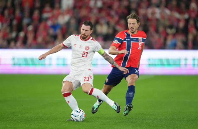 Pierre-Emile Hojbjerg chỉ trích HLV ĐT Đan Mạch