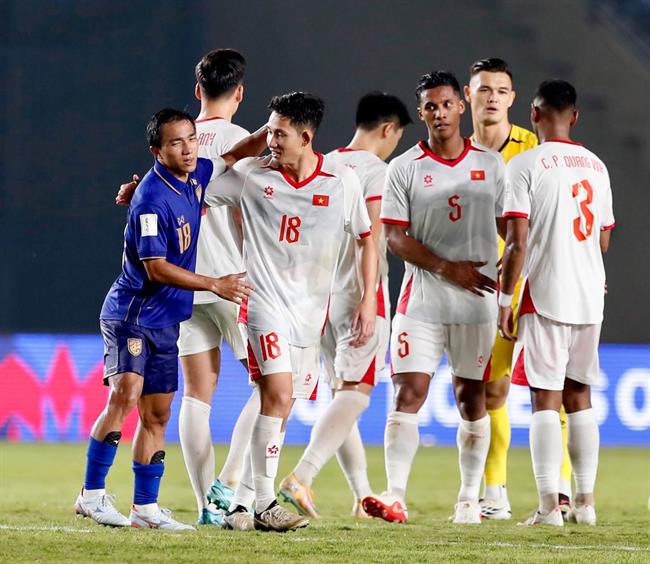 Adou Minh: ĐT Việt Nam đã chơi tốt nhưng lại để thua Thái Lan