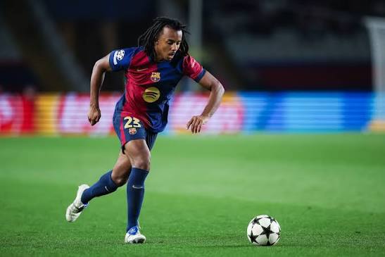 Chelsea gia nhập cuộc đua giành Jules Kounde