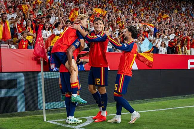 Nhận định Tây Ban Nha vs Séc (01h45 ngày 410) Bò tót áp đảo 1