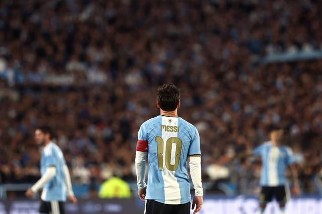 Lionel Messi: Người đi, ừ nhỉ, người đi thực…