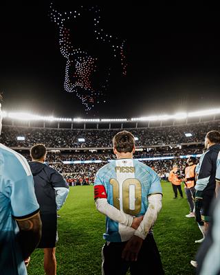 Cựu chủ tịch Barca trách Messi chưa trở lại chia tay CLB 1