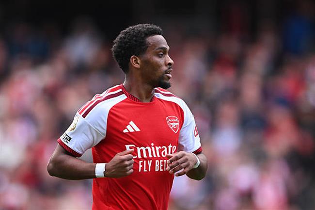 Jurrien Timber lên tiếng về phong độ của Arsenal