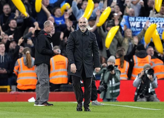 Roy Keane ấn tượng với màn trình diễn của Man City, đá xoáy Pep