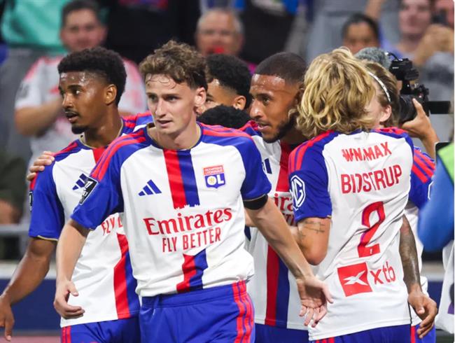 Nhận định Lyon vs Crystal Palace (23h45 ngày 1510) Căng như dây đàn 2