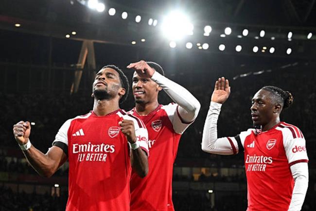 Merino tin Arsenal đủ sức giành cú ăn bốn mùa này