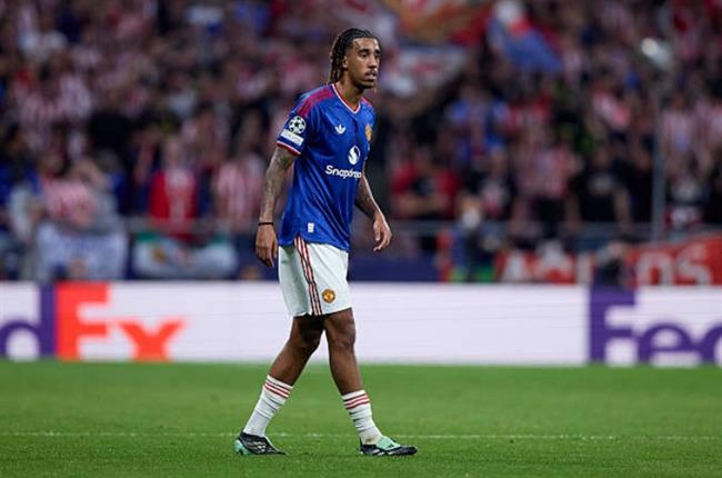 Sau PSG, Bayern Munich nhập cuộc tranh giành Leny Yoro