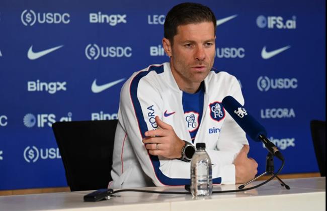 Xabi Alonso tiết lộ kế hoạch chuyển nhượng của Chelsea