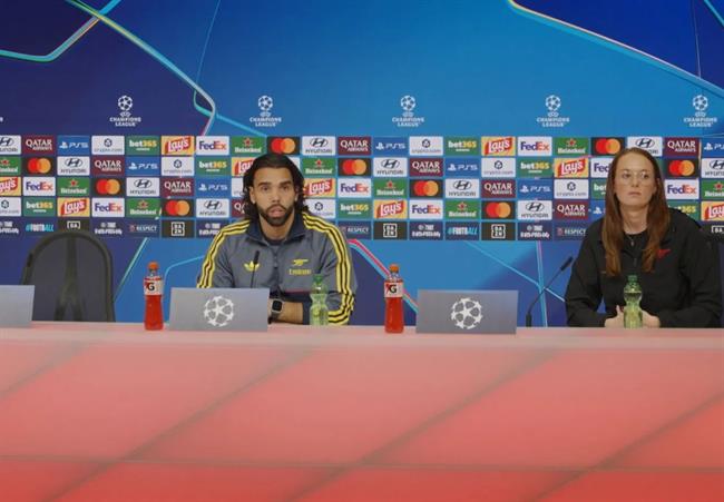 David Raya thần tượng Neuer, cảnh báo thách thức cực lớn từ Bayern Munich