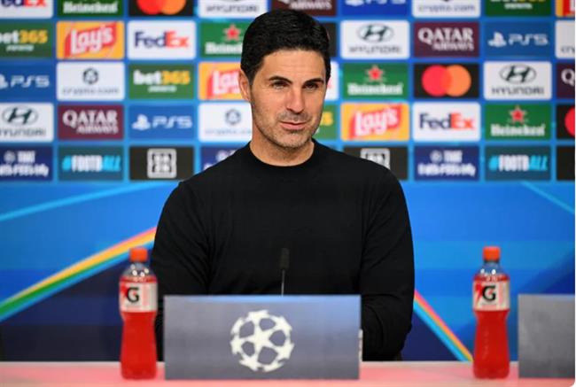 Arsenal chia điểm với Bayern, Mikel Arteta nói gì?