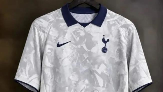 Lộ áo đấu sân nhà của Tottenham mùa tới
