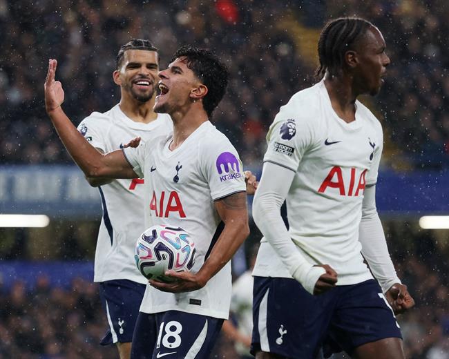 Sau 40 năm, Tottenham mới làm được điều này trước Chelsea?