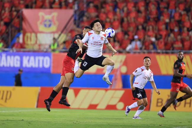 Sao Công an TPHCM tiết lộ yếu tố vượt qua Ninh Bình FC
