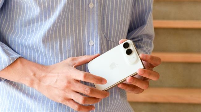 iPhone Duo chi mạnh test gập mở khoảng 3.000 lần - Kết quả vẫn hiện nếp gấp rõ rệt