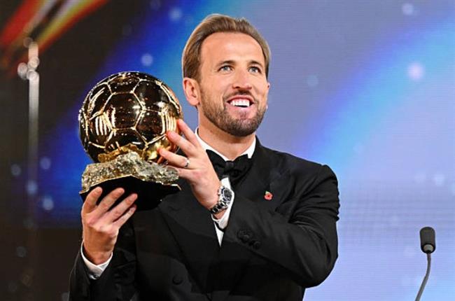 Harry Kane được Bayern chào đón như người hùng sau khi giành QBV