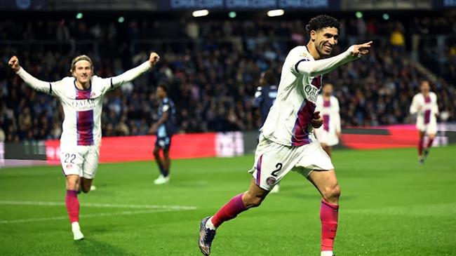 Achraf Hakimi lập hat-trick, PSG củng cố ngôi đầu ở Ligue 1