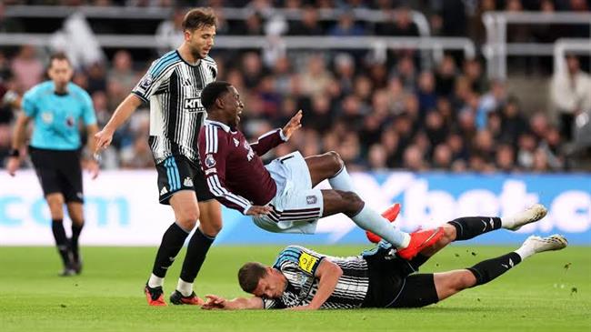 Nhận định Newcastle vs Everton (3h00 ngày 311) Không dễ cho Chích chòe 2