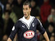 Chamakh chuẩn bị về Pháp thi đấu?