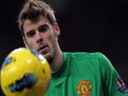 Man Utd: De Gea còn lâu mới sánh được với Van der Sar