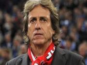 HLV của Benfica khẳng định Barca không hề hoàn hảo