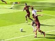 "Trọng tài ở Premier League đang bài-ngoại-quốc"