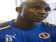 Sir Alex chỉ trích sao Reading vì không tham gia hoạt động chống phân biệt chủng tộc