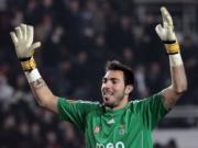 Mourinho triển khai chiến dịch tìm người dự phòng cho Casillas