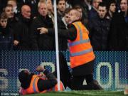 "Hoạ vô đơn chí", Chelsea bị FA điều tra