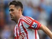 Owen làm tất cả để được chạm trán với đội bóng cũ Man Utd