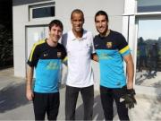 Nhân vật nào may mắn nhận được áo đấu của cả Ronaldo lẫn Messi sau El Clasico?