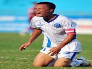 24 đội đăng ký dự mùa bóng 2013