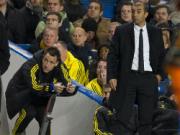 John Terry đang bị “bóc dỡ” khỏi Stamford Bridge?