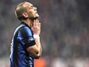 Inter Milan không dùng Sneijder: Đành bán cho M.U vậy!