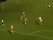 Tác phẩm "trên không" ngẫu hứng