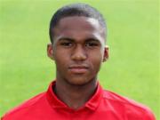 Chelsea đại chiến với Liverpool vì thần đồng 15 tuổi