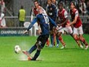 Sir Alex nhắc nhở Rooney tập sút penalty