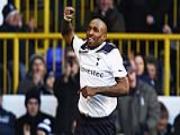 Lập hat-trick, Defoe vượt mặt "huyền thoại" Teddy Sheringham