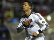 Máu đã đổ. Mắt đã mờ. Ronaldo vẫn tỏa sáng